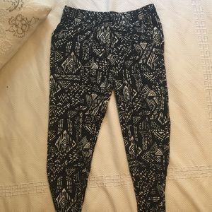 GARAGE M Tribal Joggers